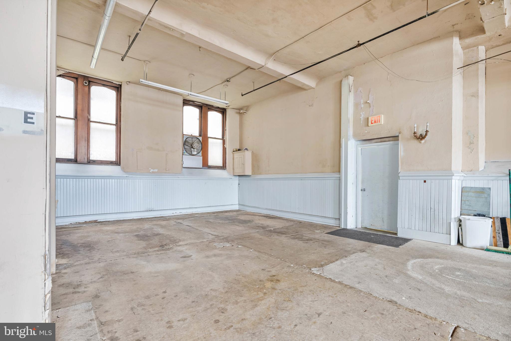 MANAYUNK - Residential Lease