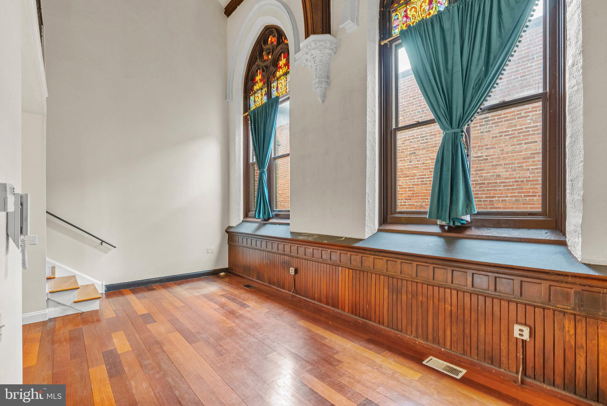 MANAYUNK - Residential Lease