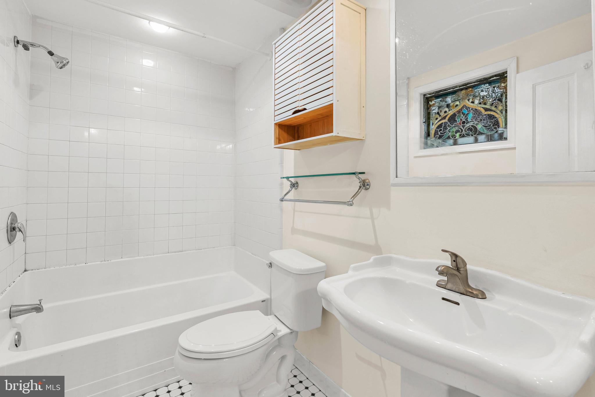 MANAYUNK - Residential Lease