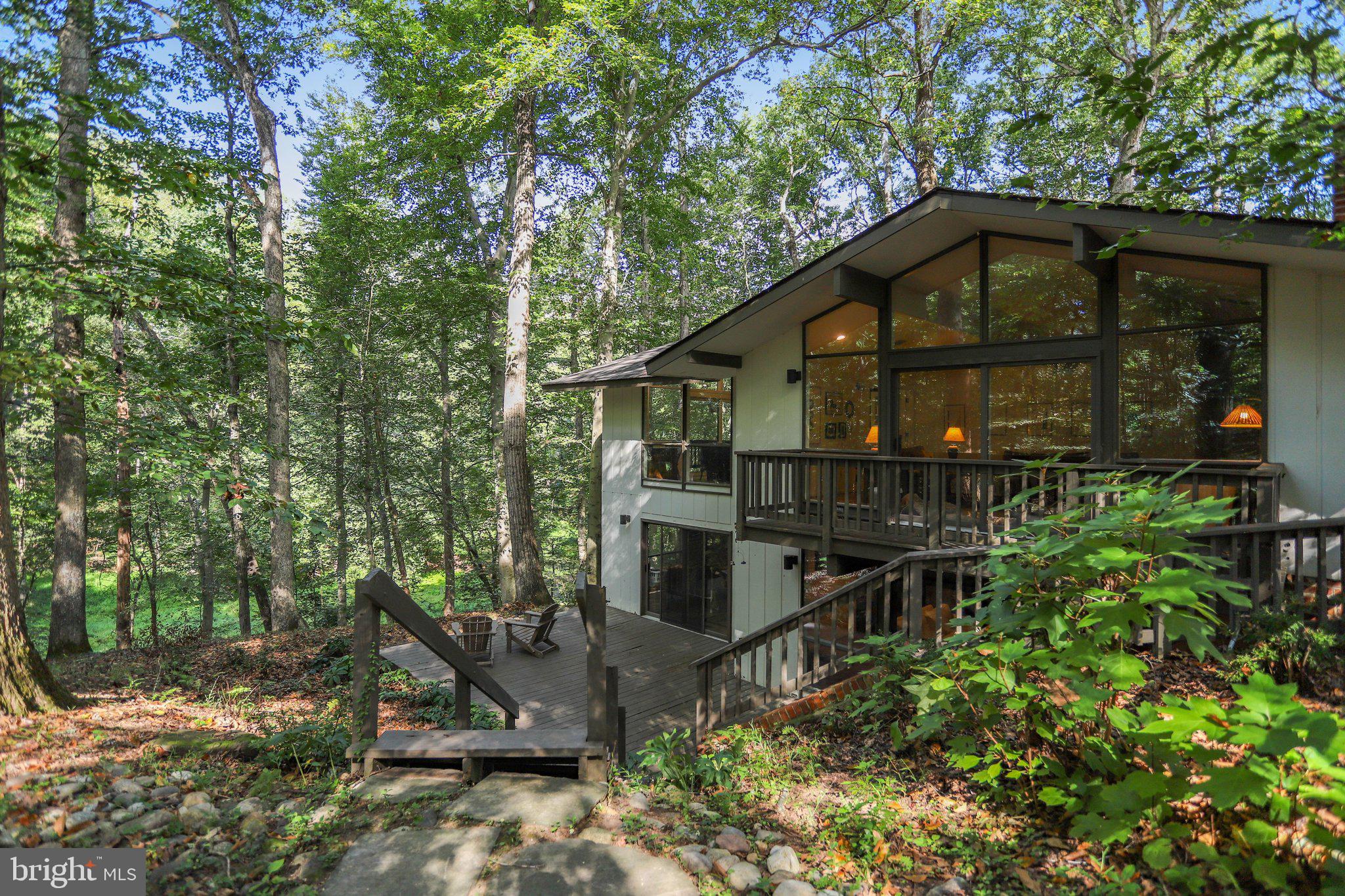 94 INTERPROMONTORY ROAD