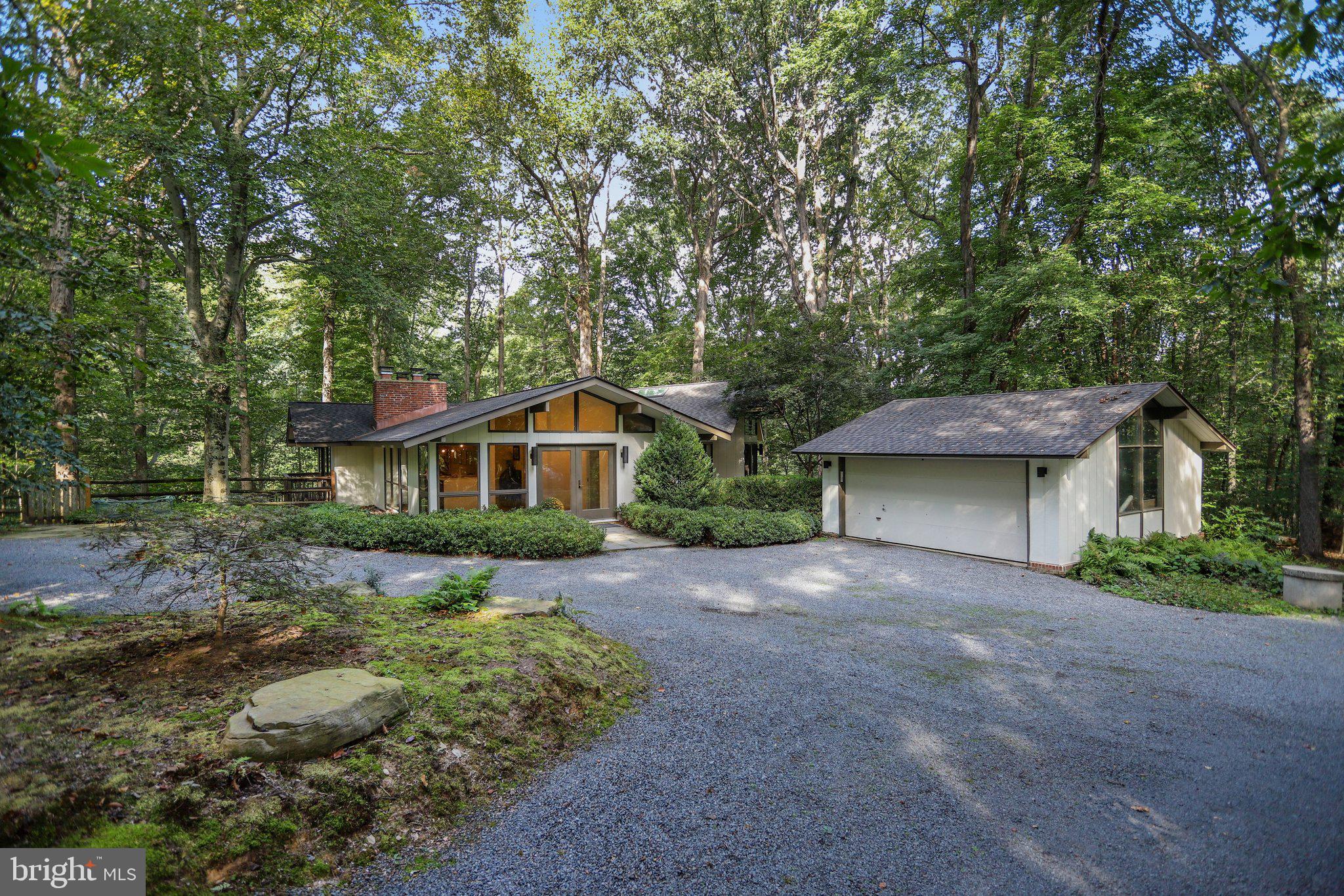 94 INTERPROMONTORY ROAD