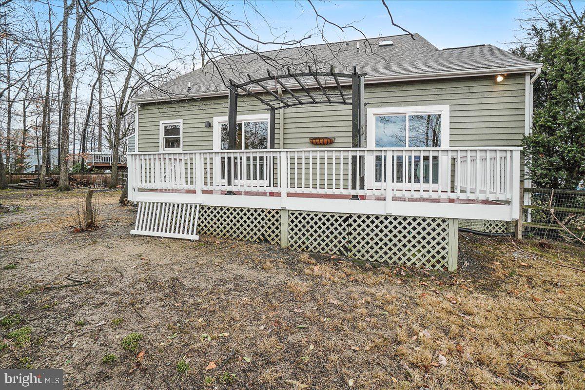 WOODSPRING AT NEW MARKET - Residential