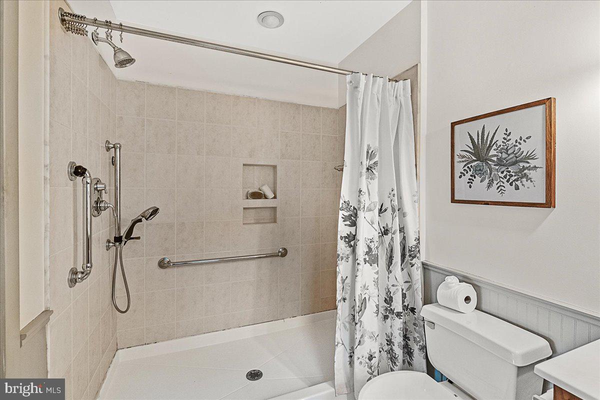 WOODSPRING AT NEW MARKET - Residential