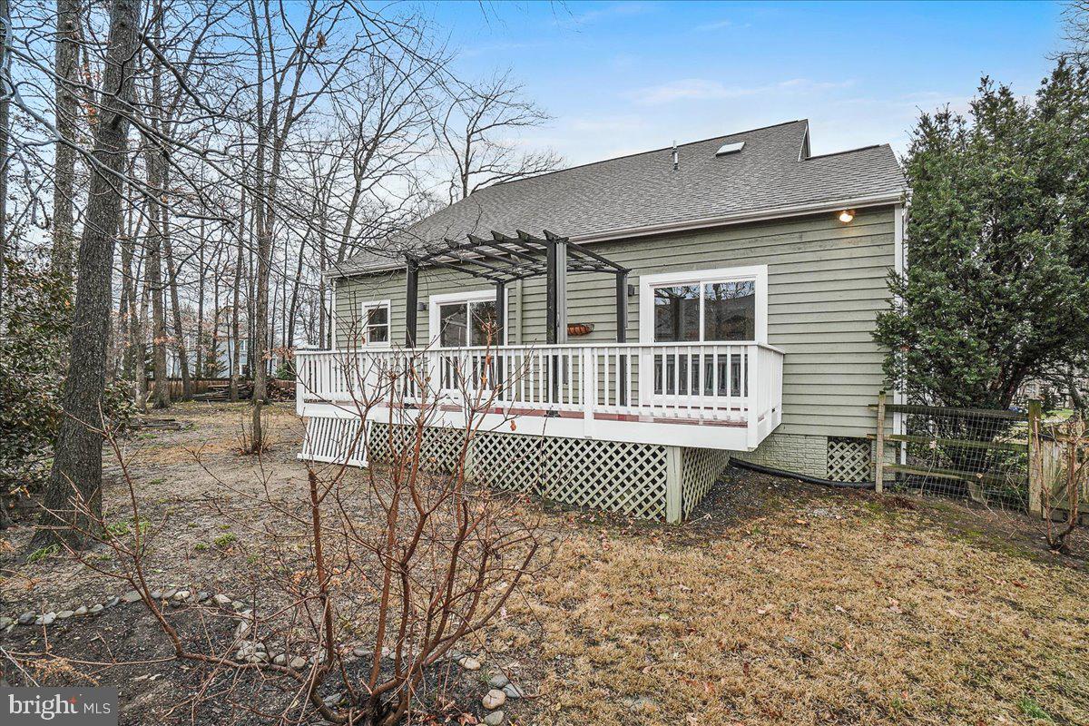 WOODSPRING AT NEW MARKET - Residential