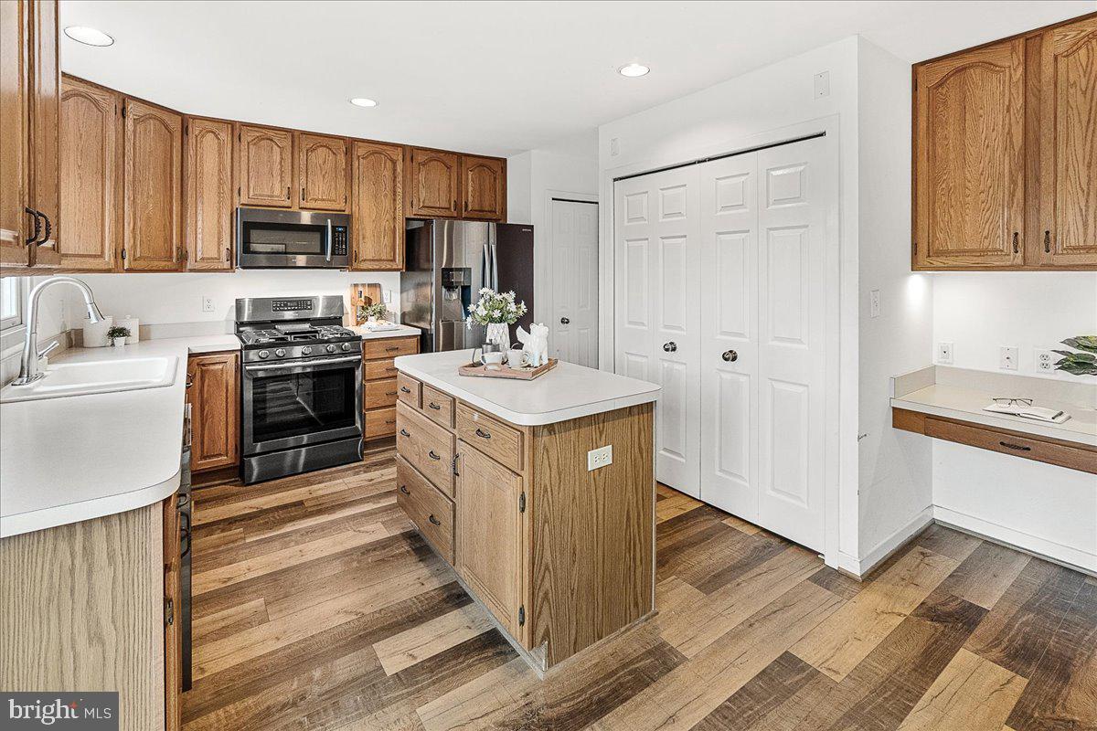 WOODSPRING AT NEW MARKET - Residential