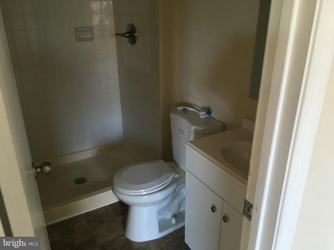 ARBORY CONDO-PHASE 9> - Residential