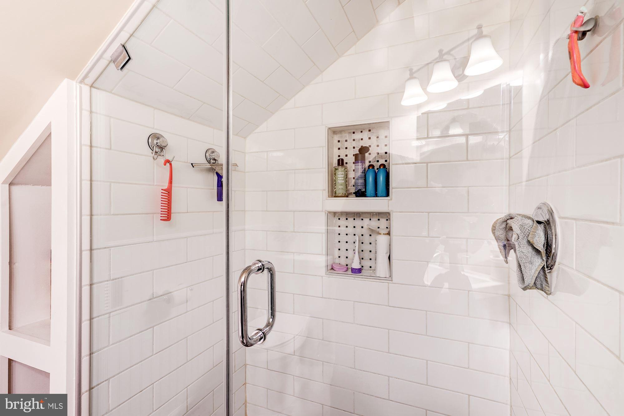 ASHTON HEIGHTS - Residential Lease