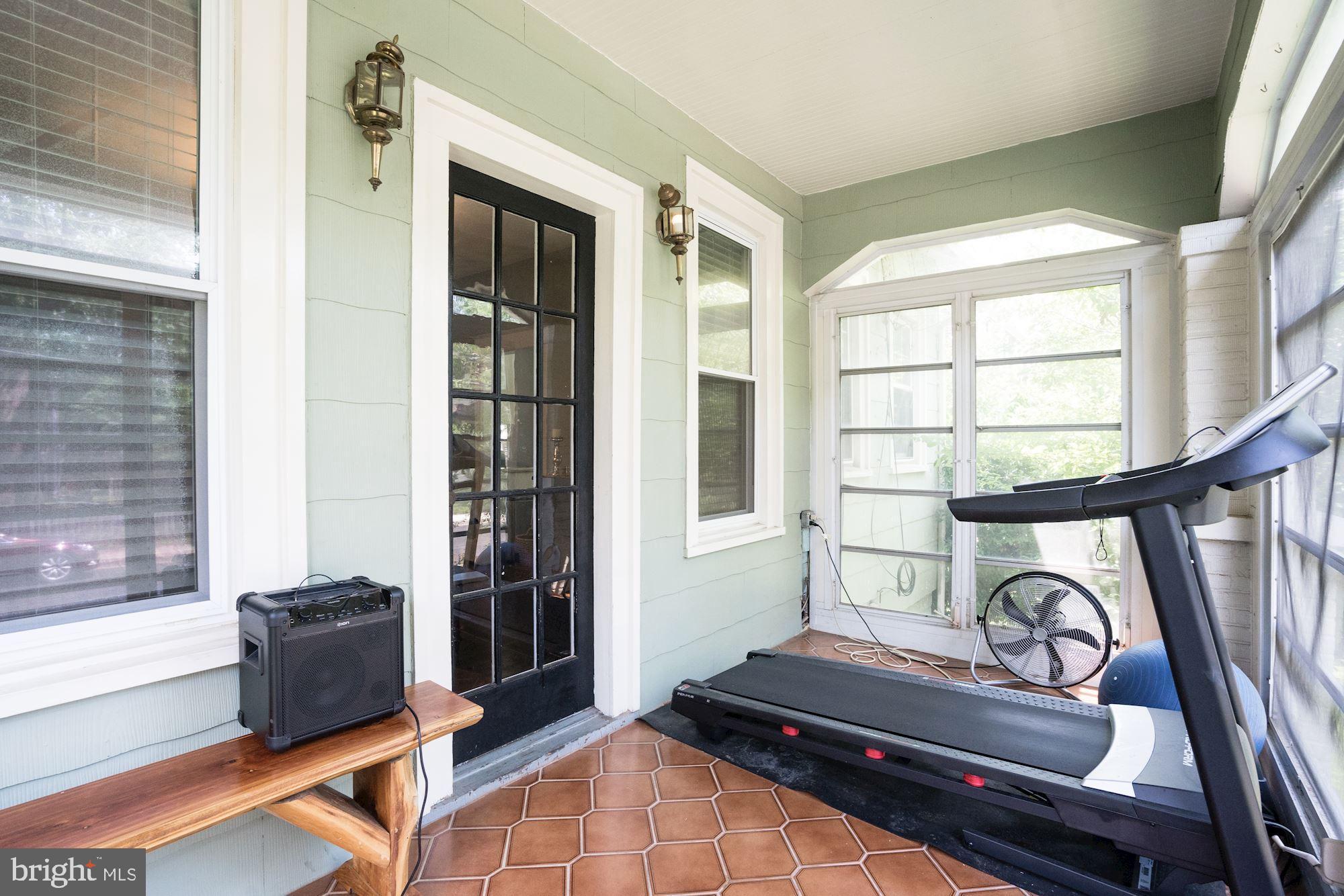 ASHTON HEIGHTS - Residential Lease