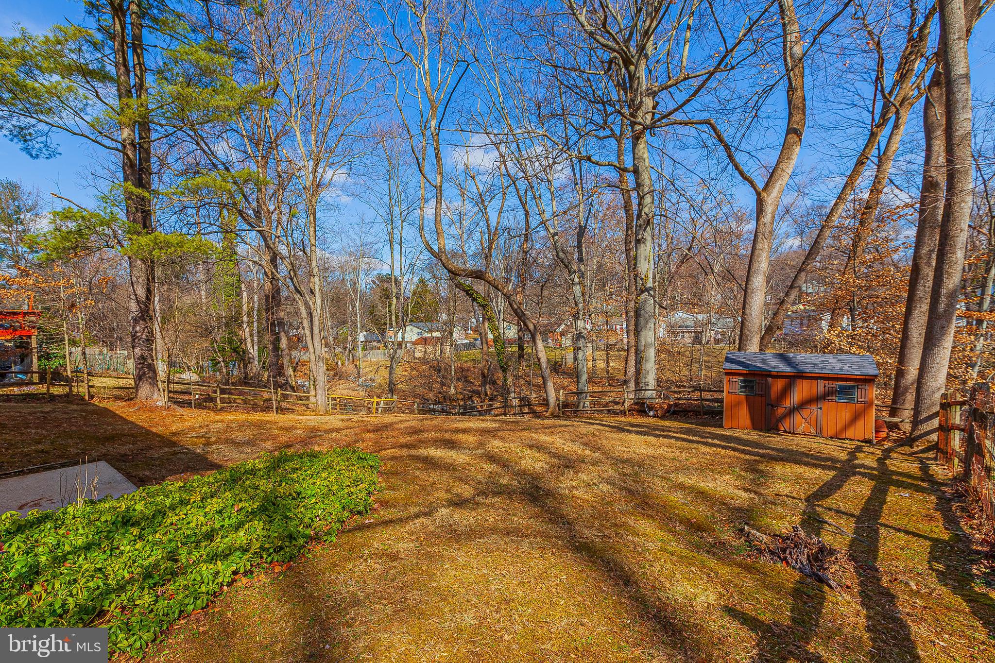 BEL PRE WOODS - Residential