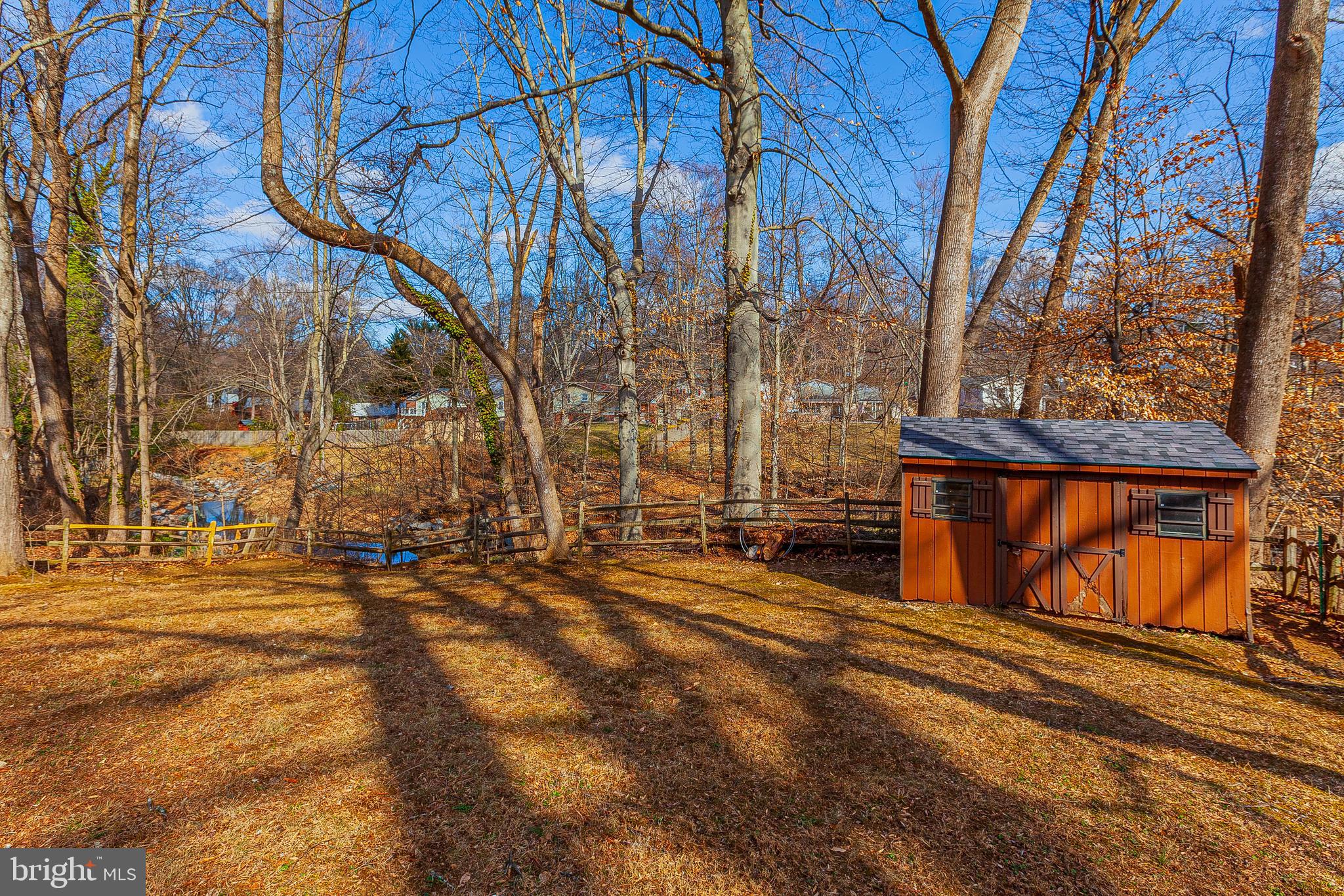 BEL PRE WOODS - Residential