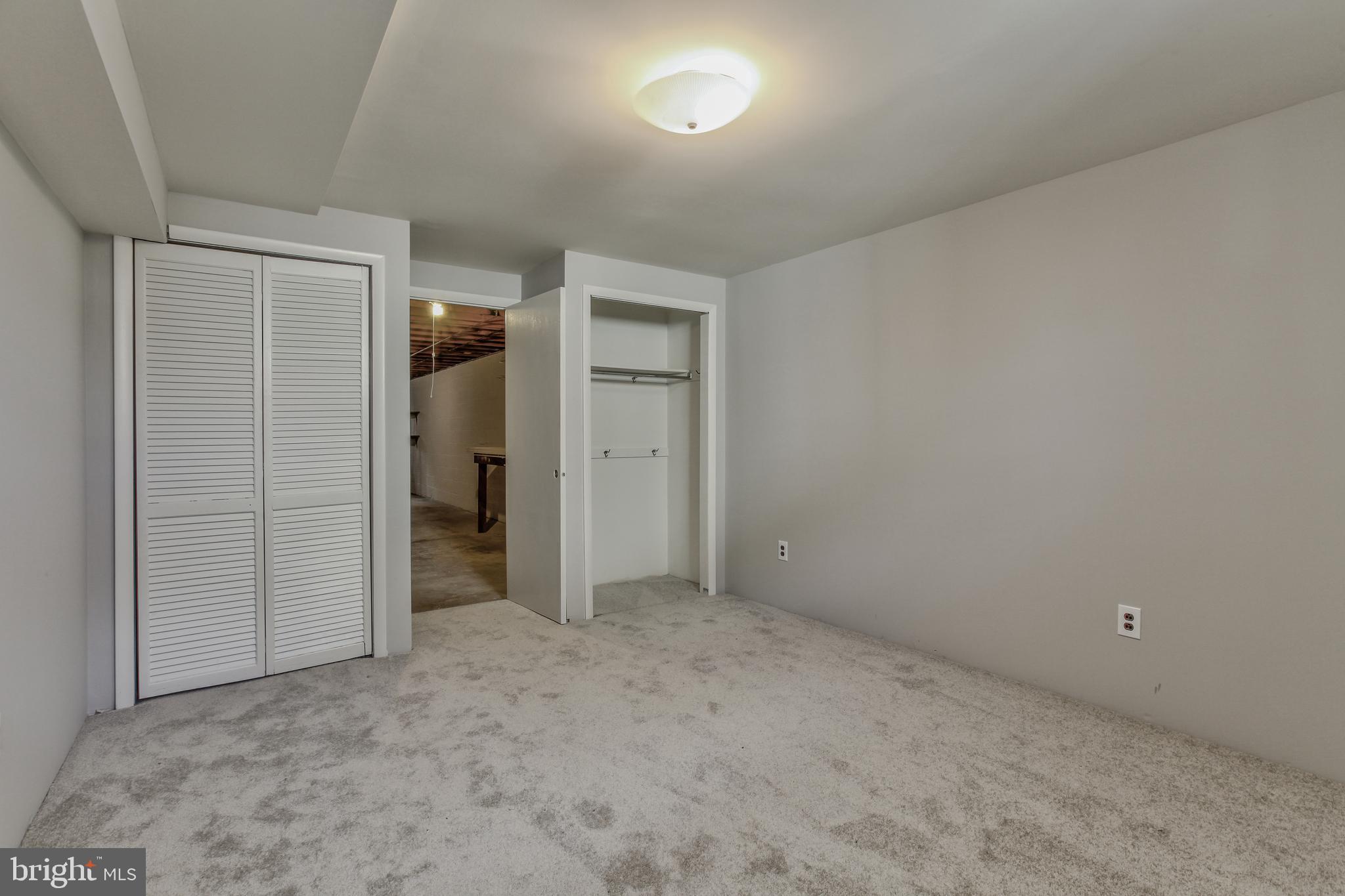 BEL PRE WOODS - Residential