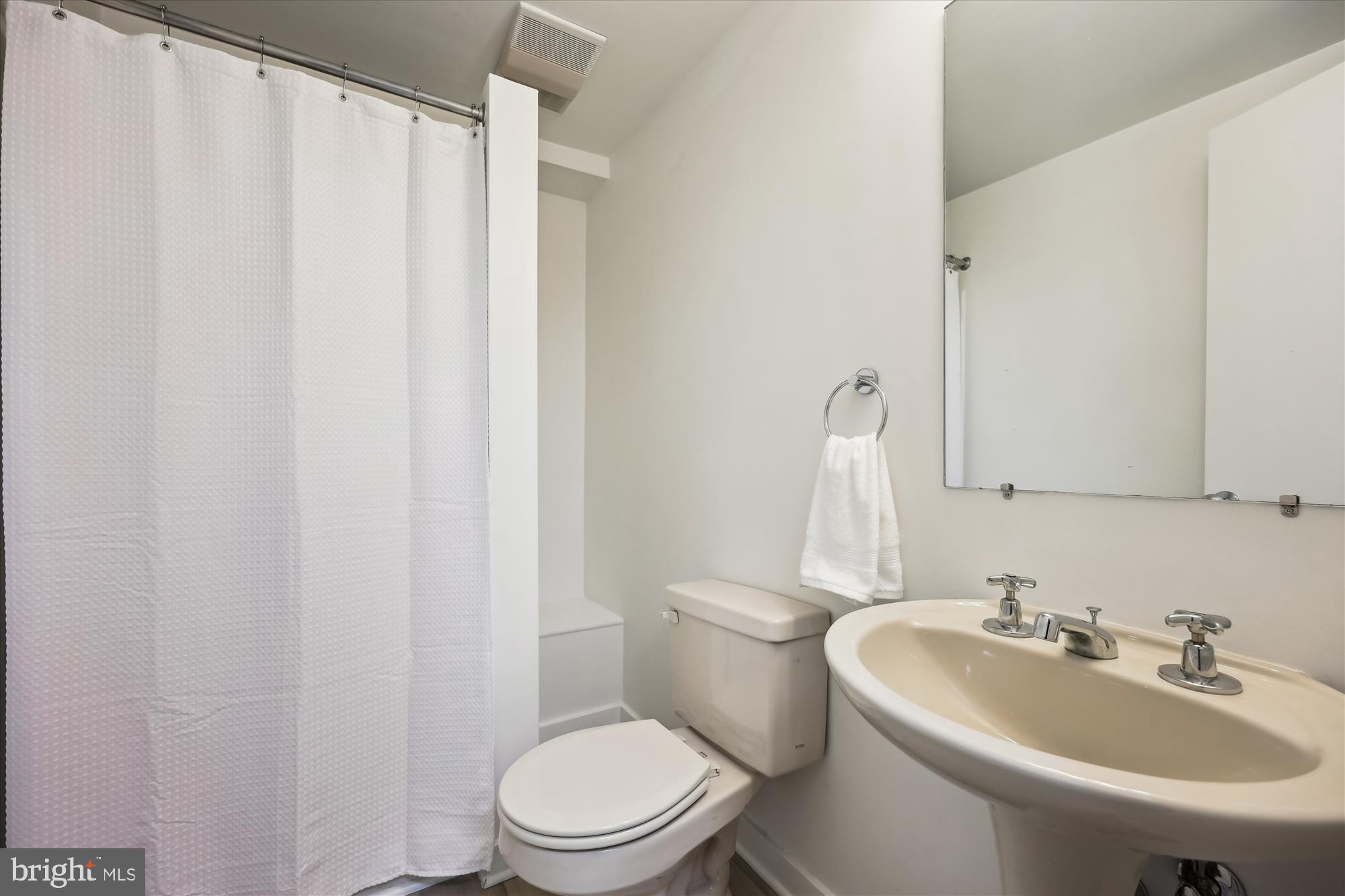 CHEVY CHASE TERRACE - Residential