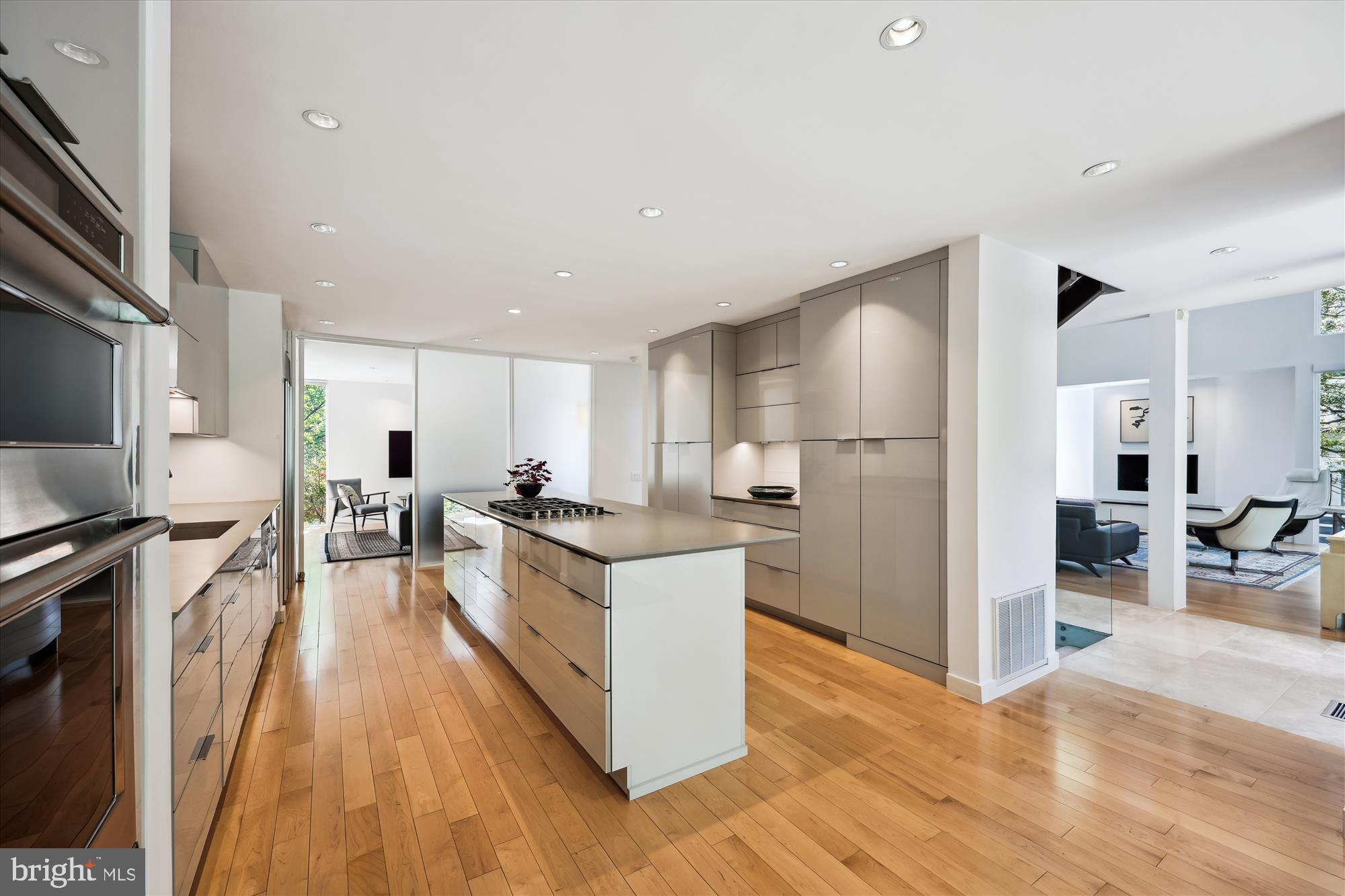 CHEVY CHASE TERRACE - Residential