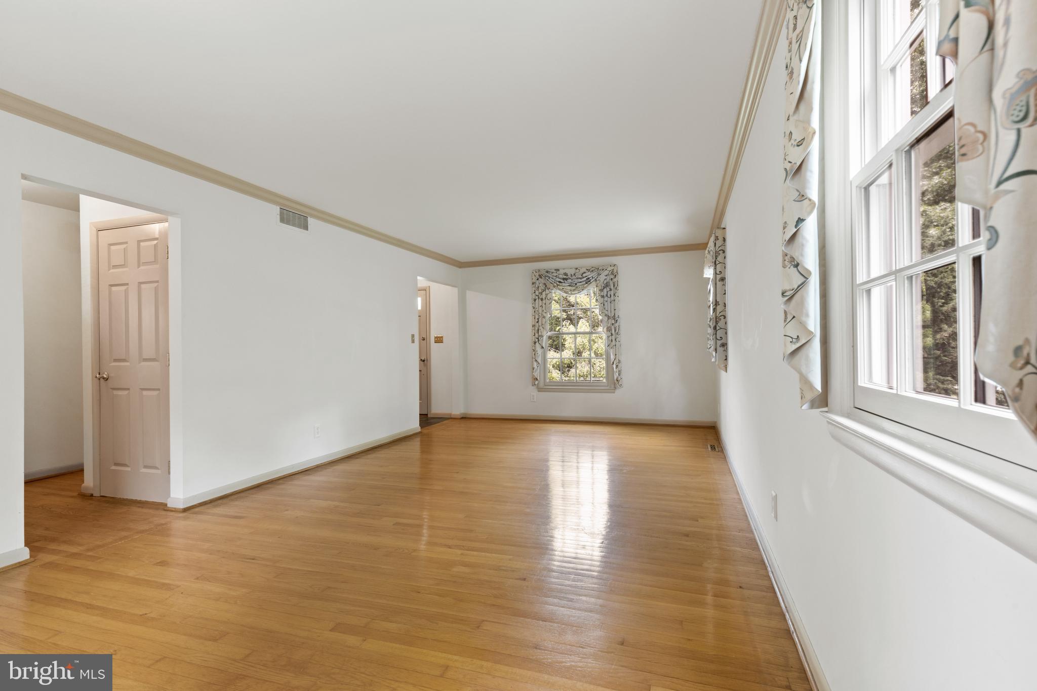 SWEET AIR MANOR - Residential