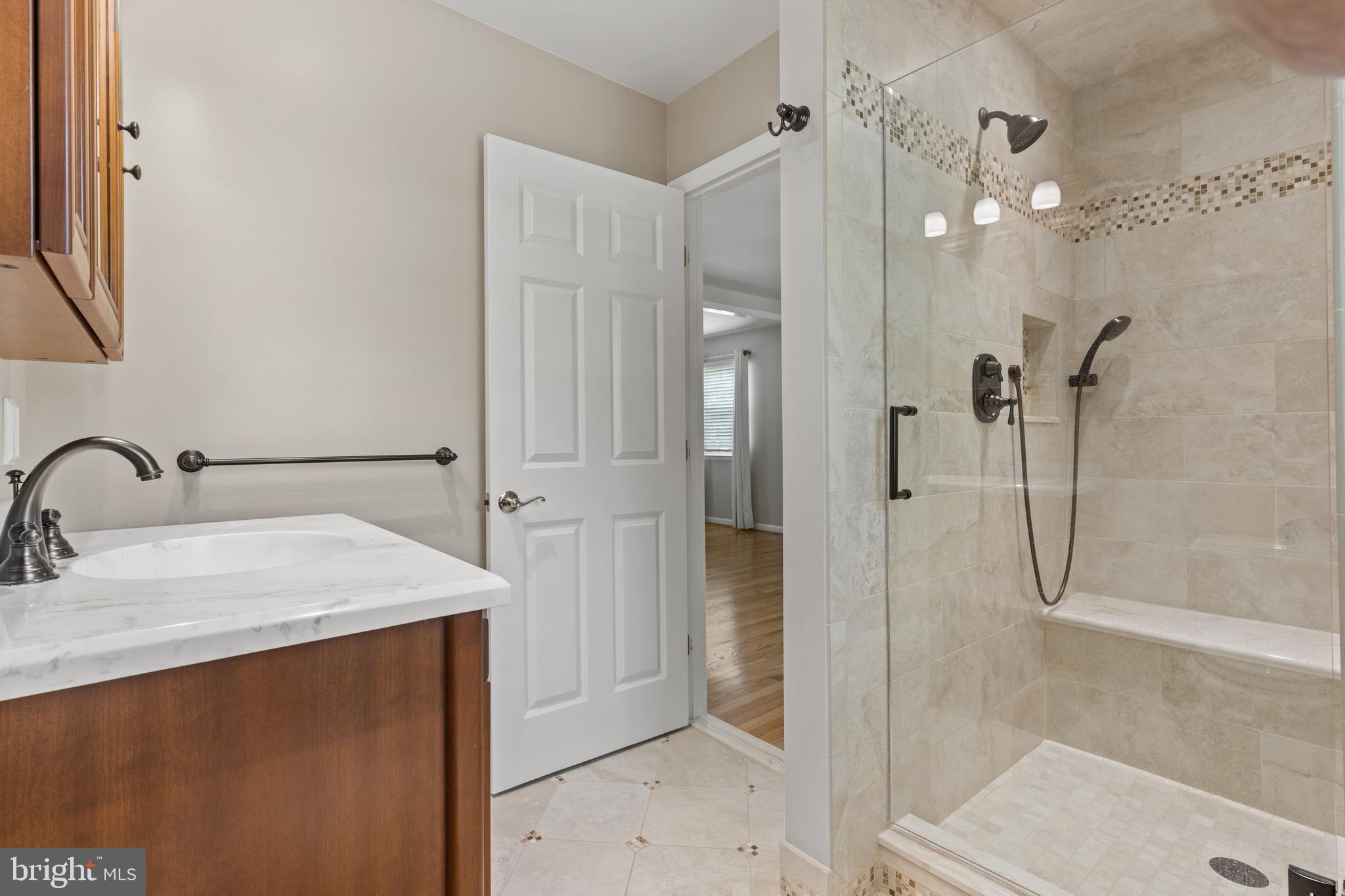 SWEET AIR MANOR - Residential