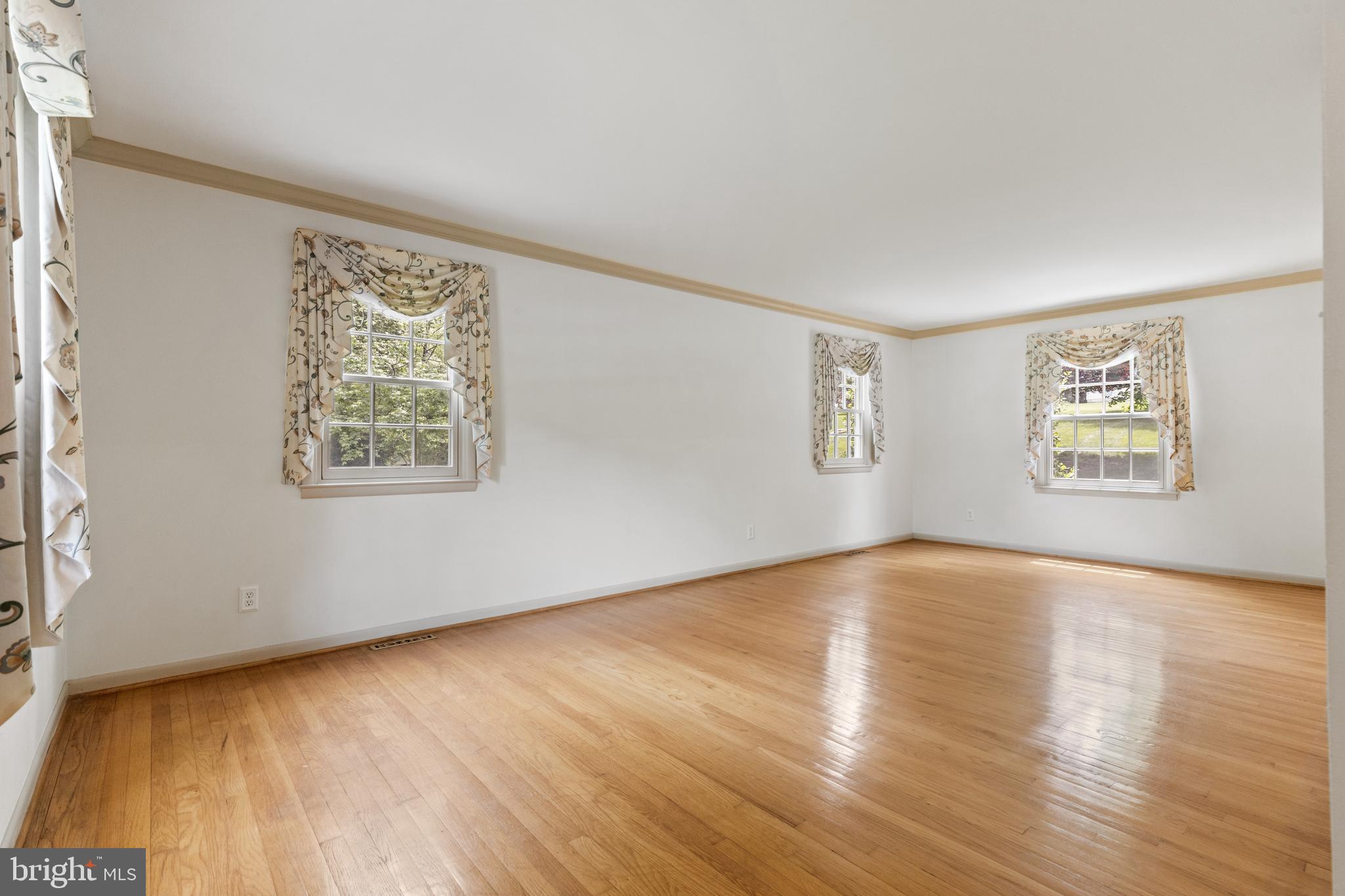 SWEET AIR MANOR - Residential