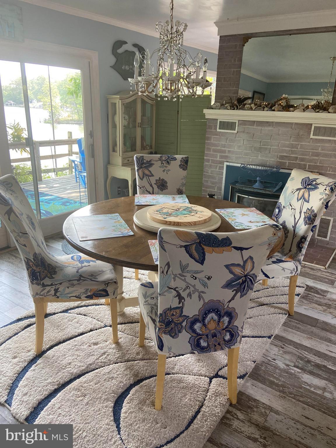 SHERWOOD FOREST SHORES - Residential