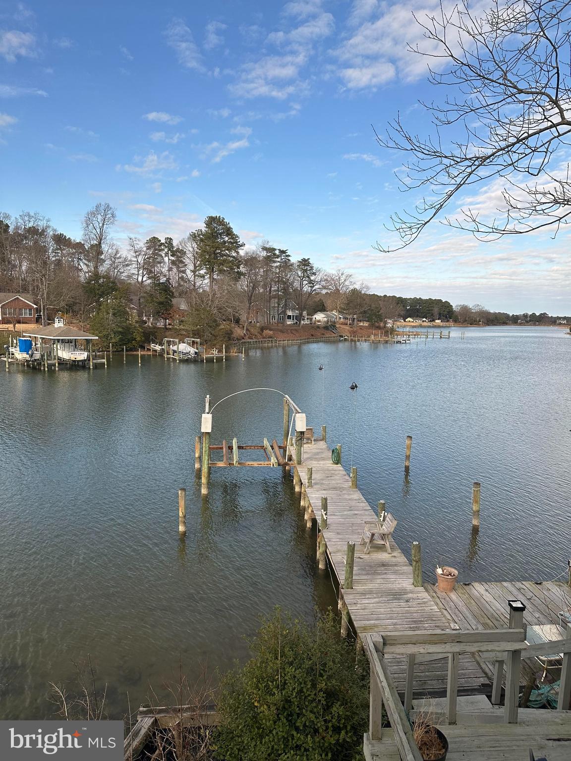 SHERWOOD FOREST SHORES - Residential