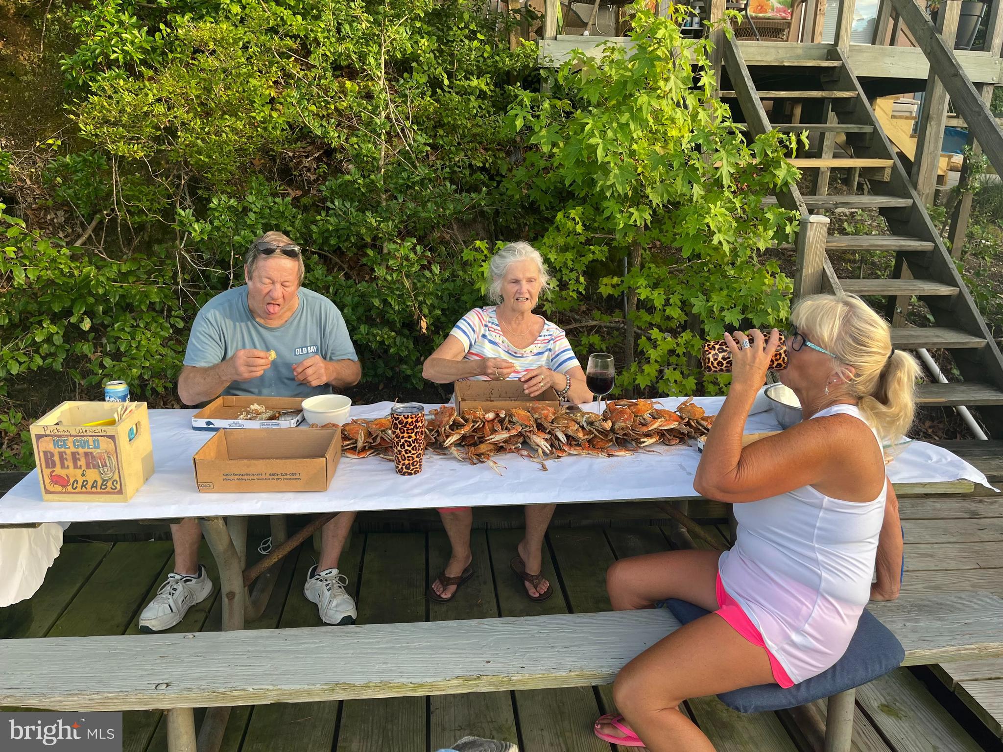 SHERWOOD FOREST SHORES - Residential