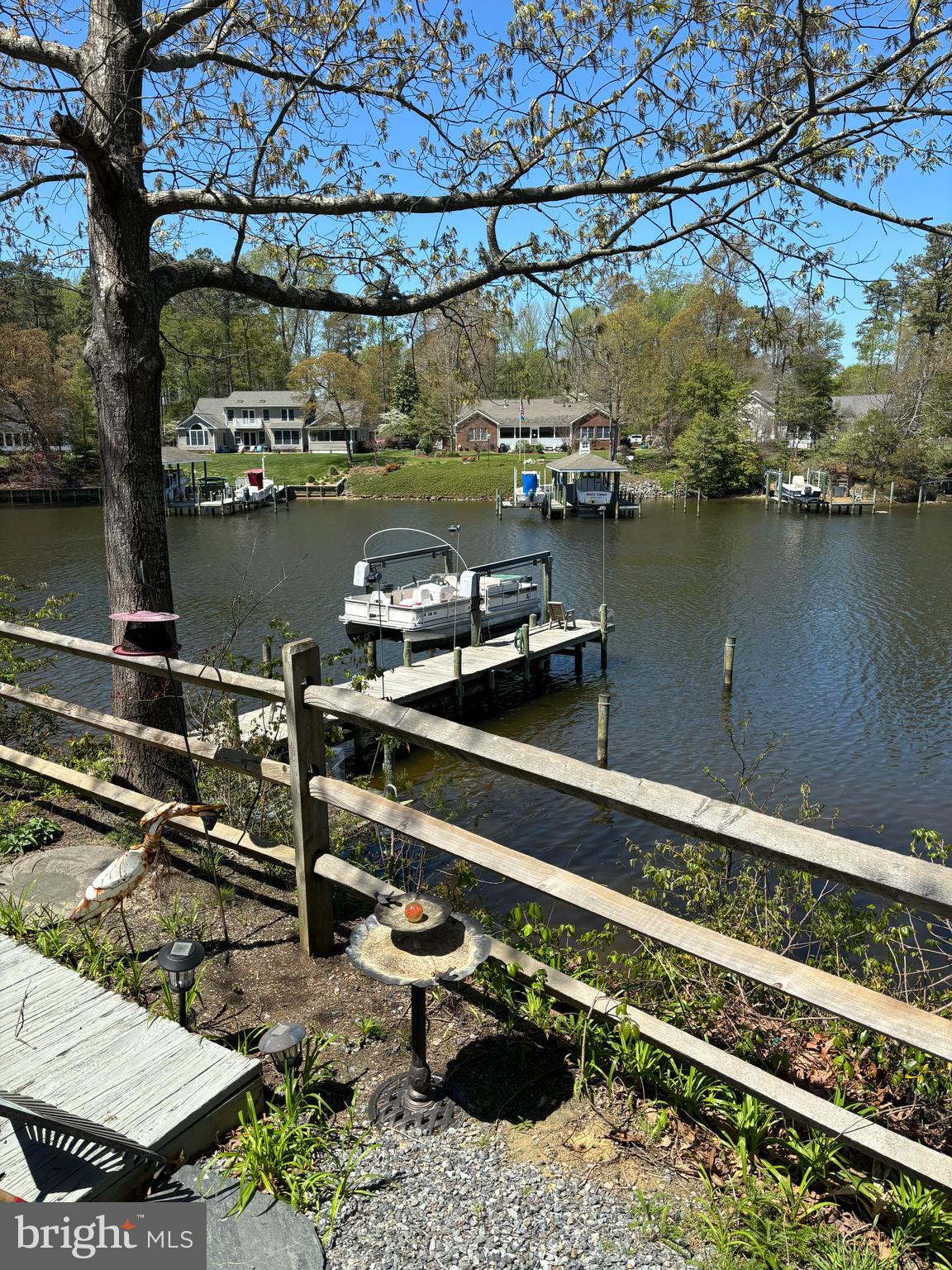 SHERWOOD FOREST SHORES - Residential