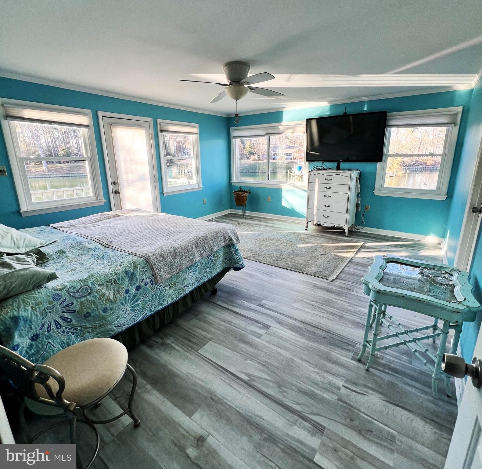 SHERWOOD FOREST SHORES - Residential