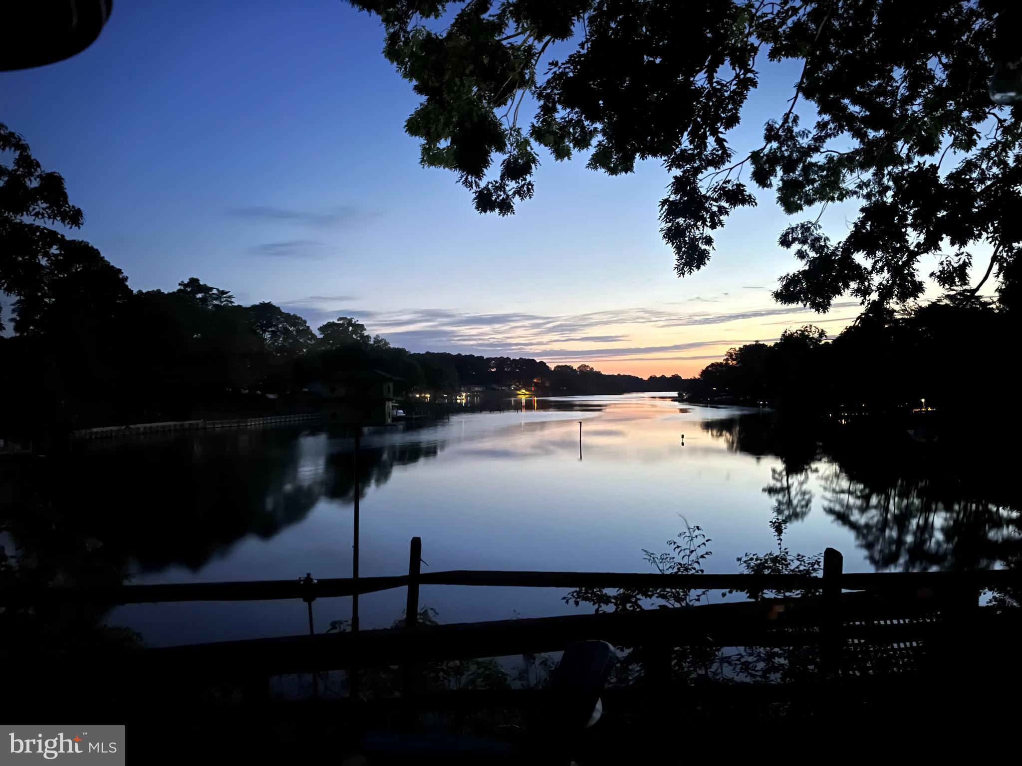 SHERWOOD FOREST SHORES - Residential