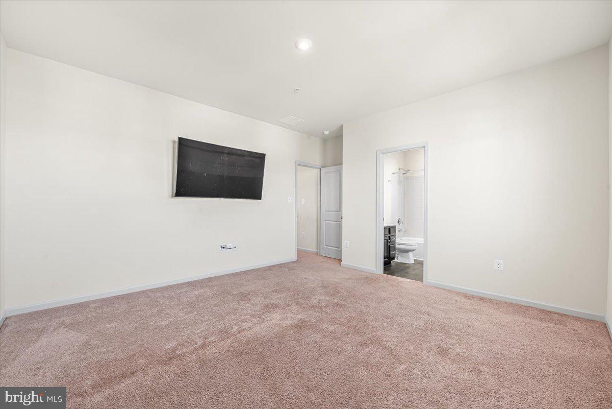 TALLYN RIDGE - Residential