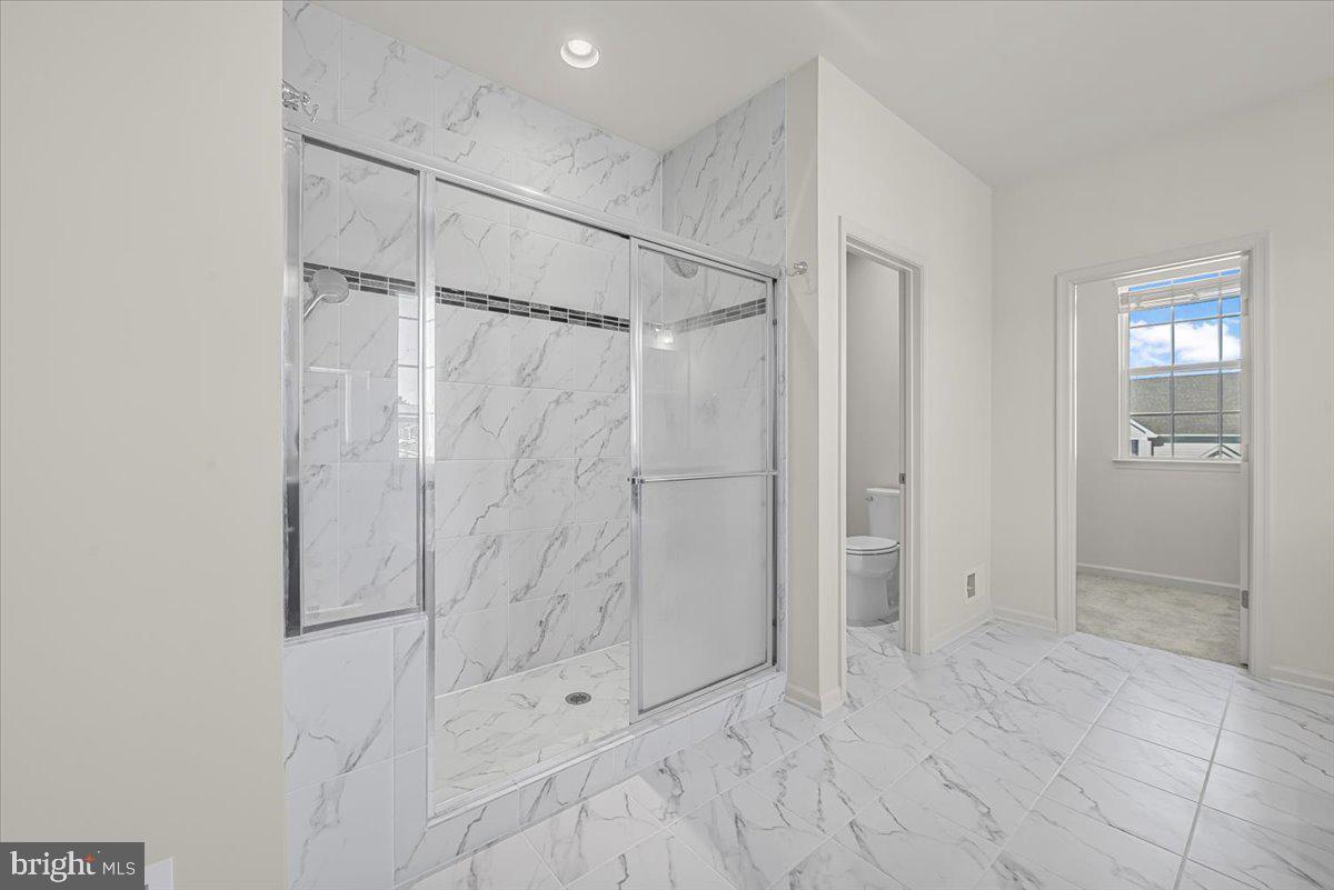 TALLYN RIDGE - Residential