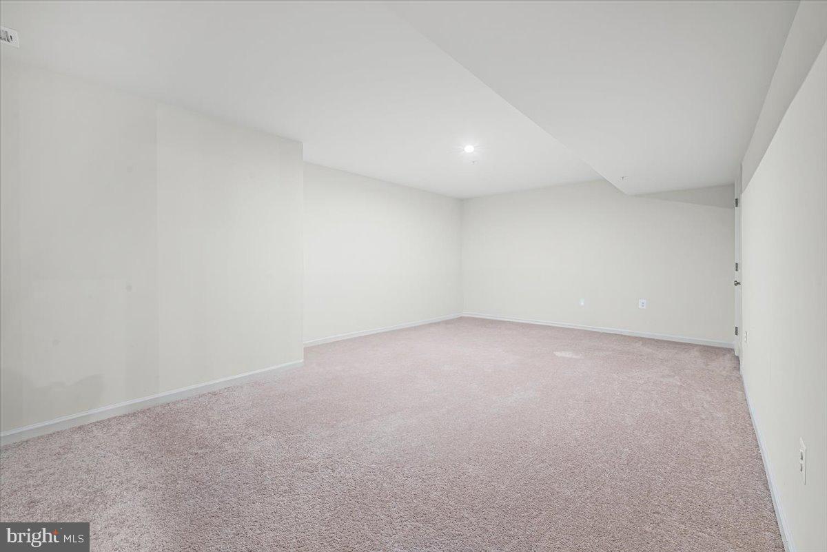 TALLYN RIDGE - Residential