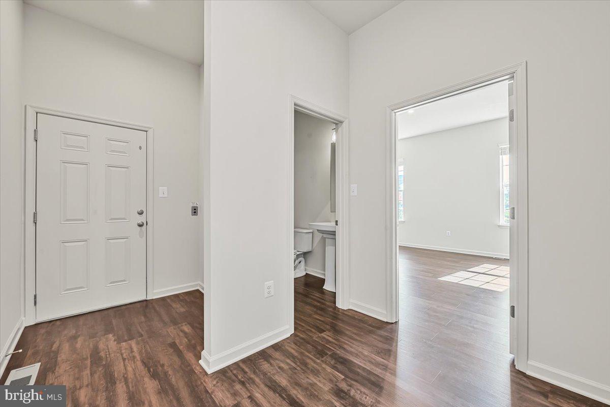 TALLYN RIDGE - Residential