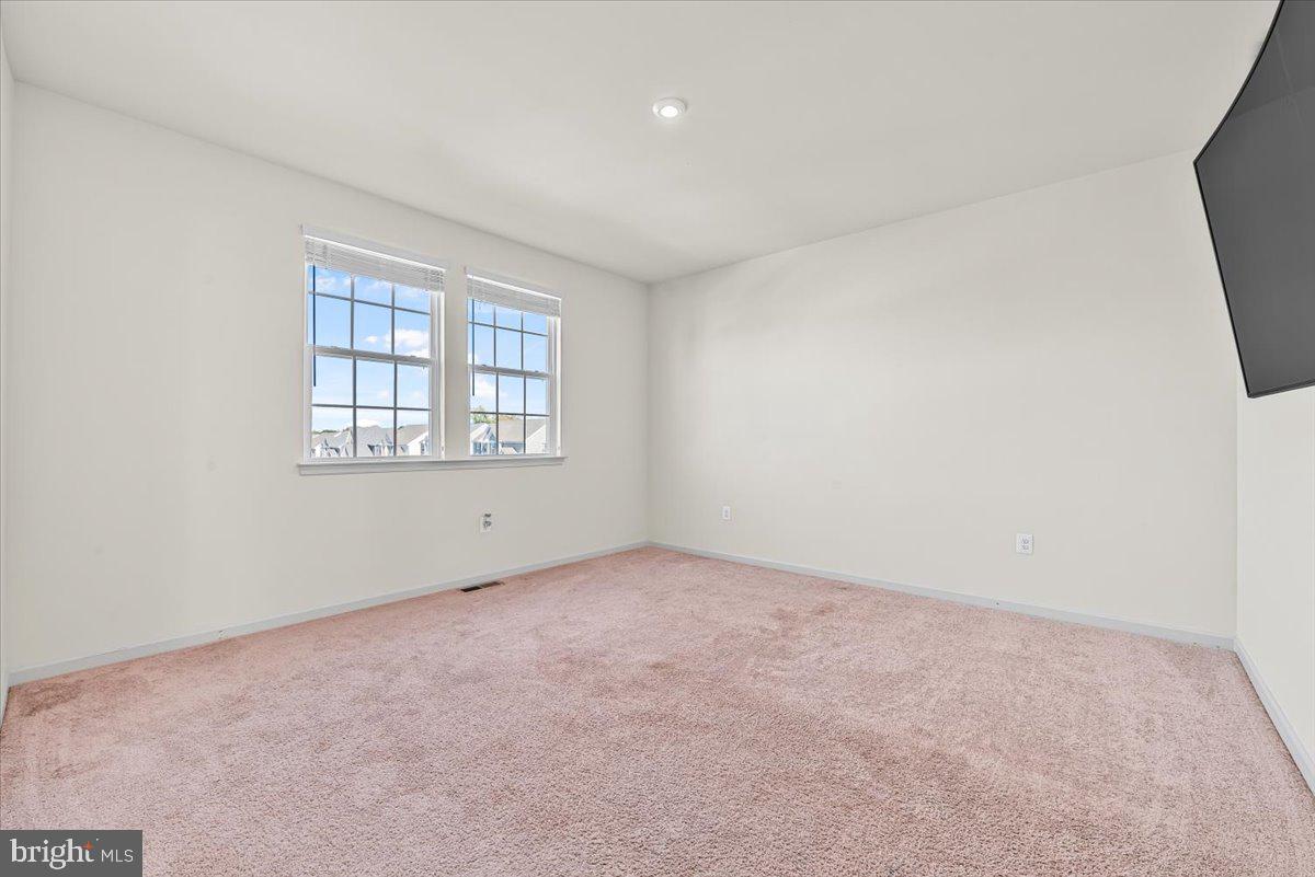 TALLYN RIDGE - Residential