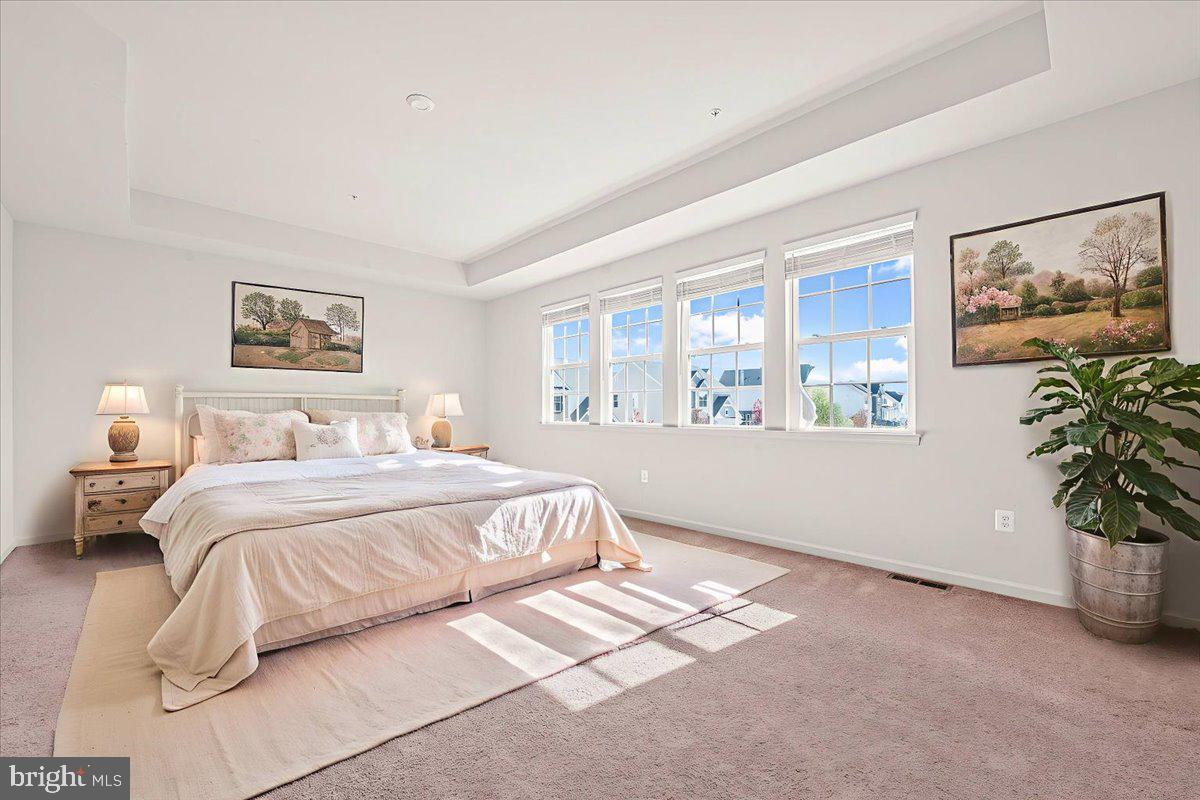 TALLYN RIDGE - Residential