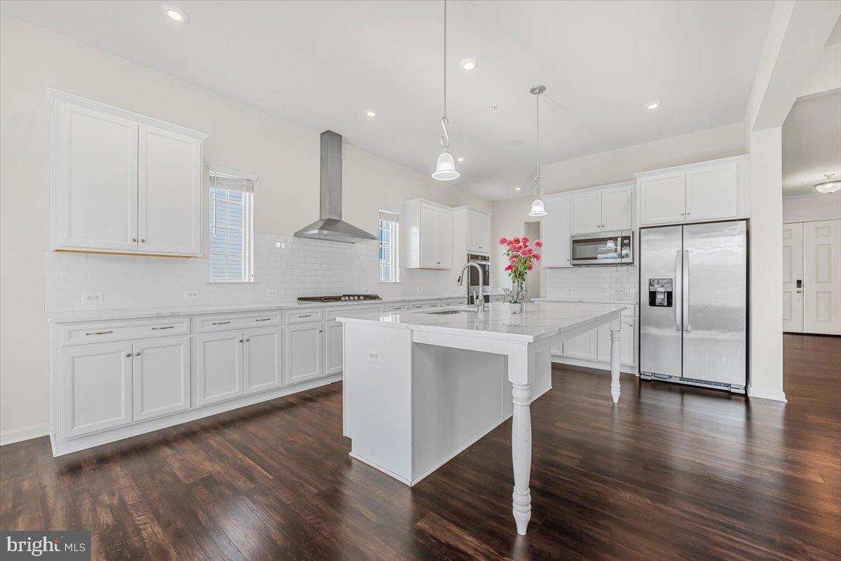 TALLYN RIDGE - Residential