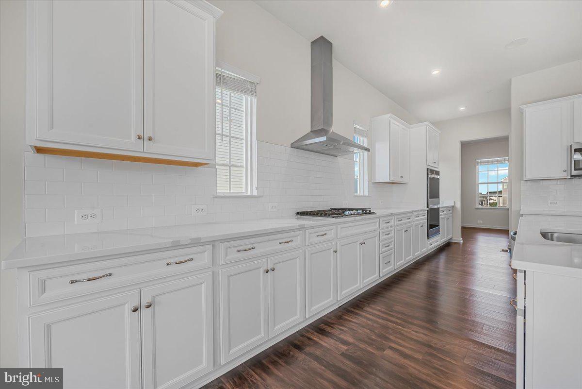 TALLYN RIDGE - Residential