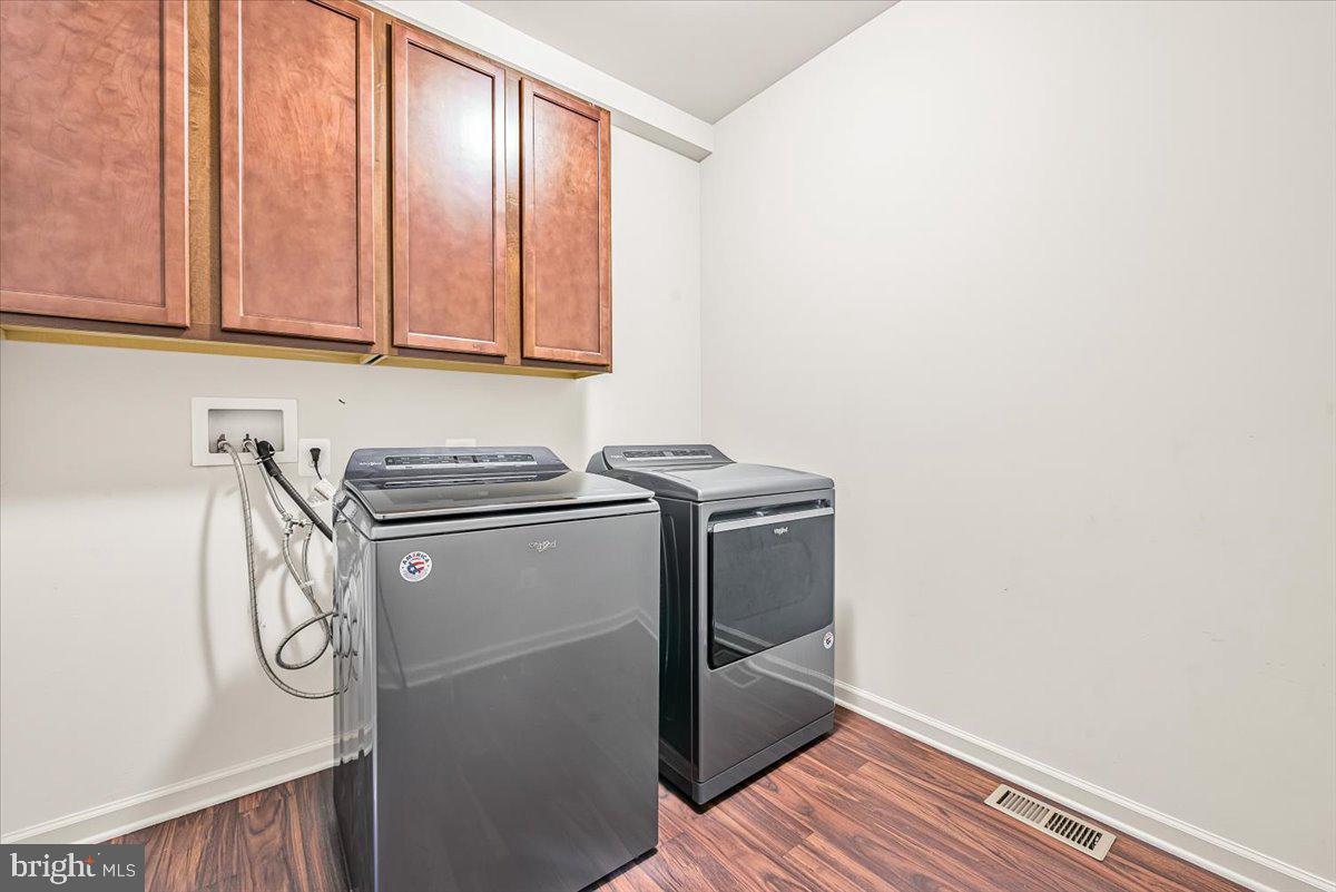 TALLYN RIDGE - Residential