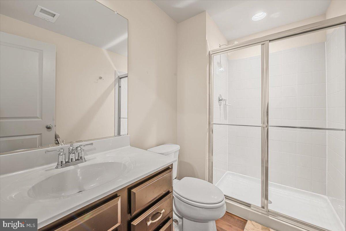 TALLYN RIDGE - Residential