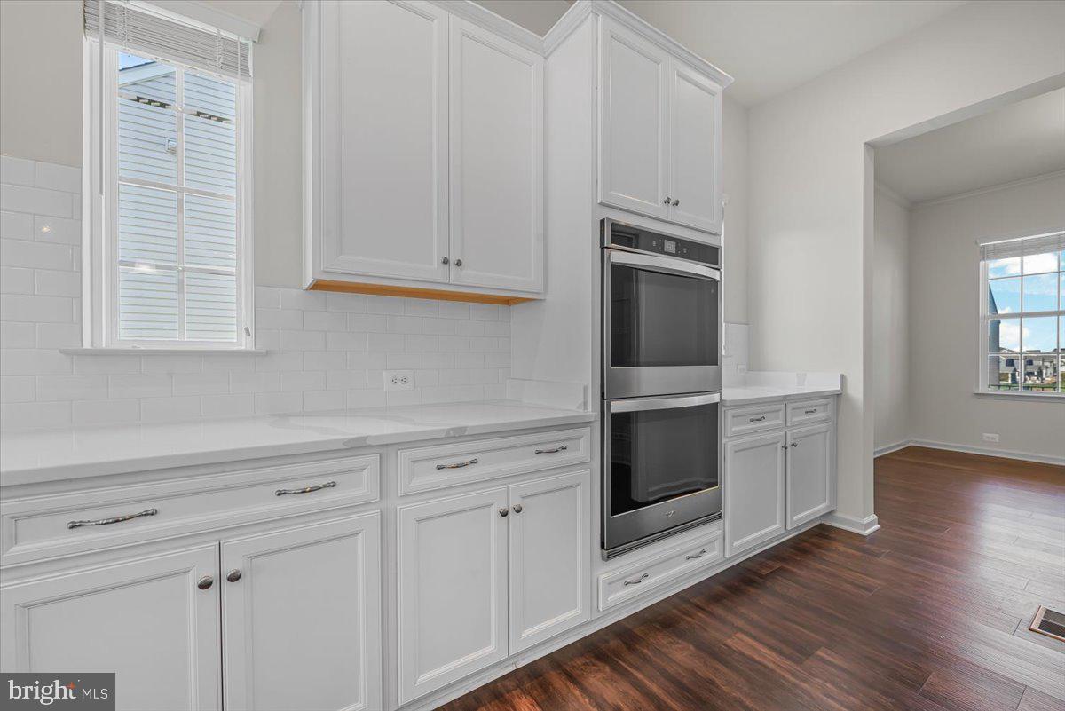 TALLYN RIDGE - Residential