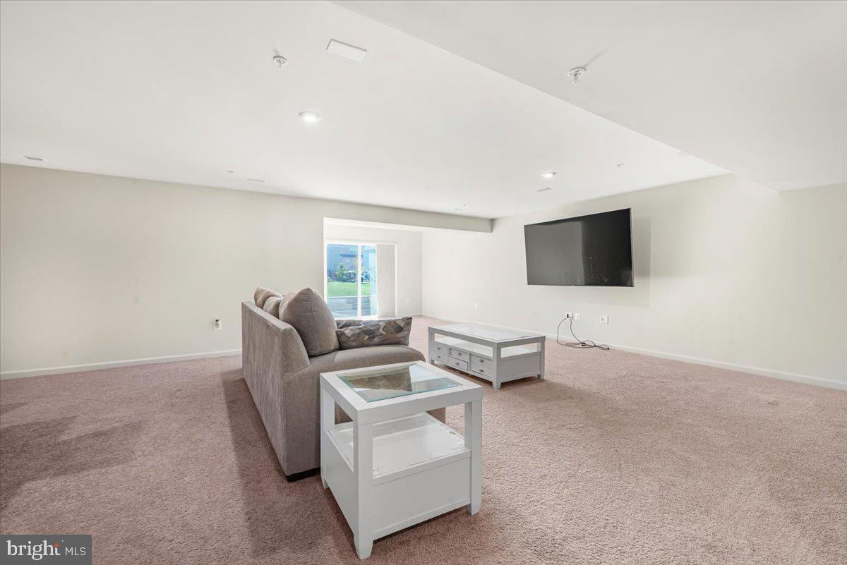 TALLYN RIDGE - Residential