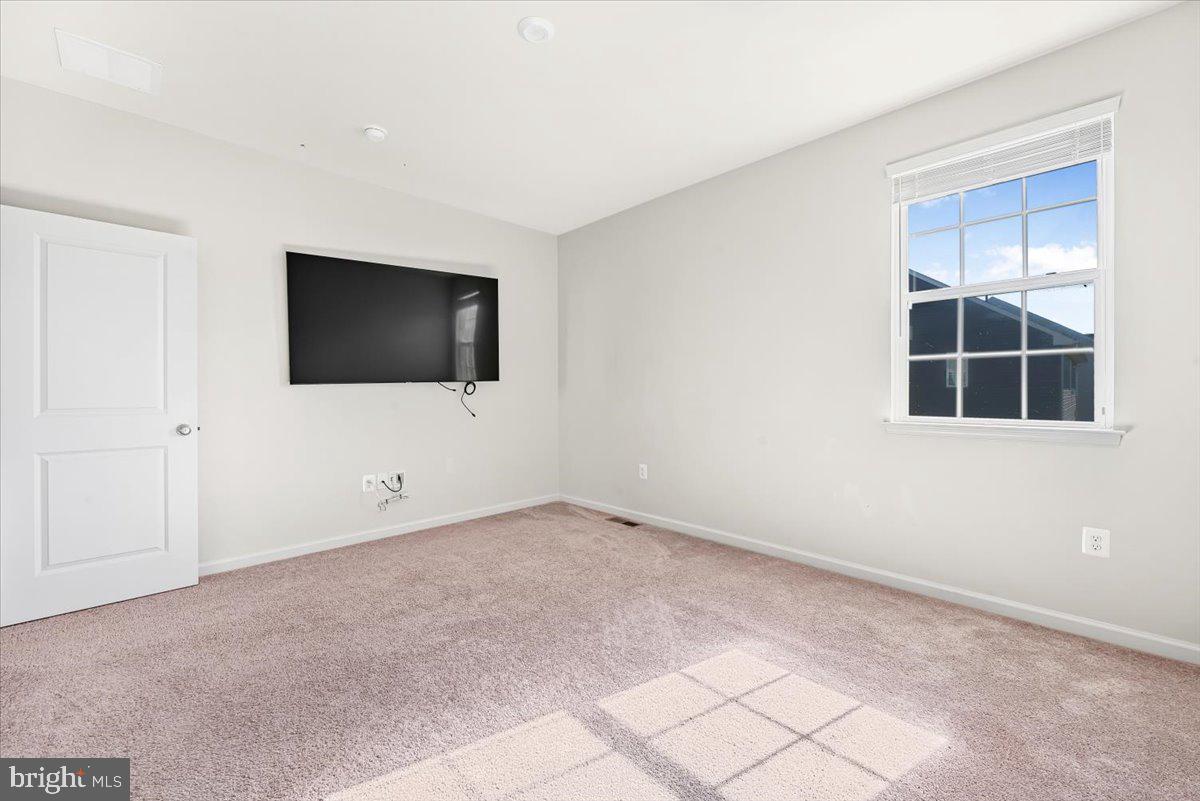 TALLYN RIDGE - Residential