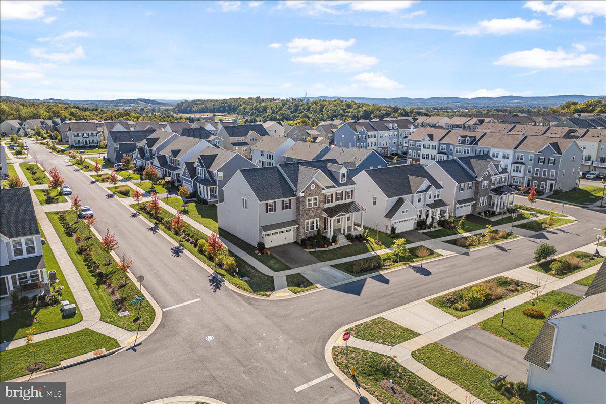 TALLYN RIDGE - Residential