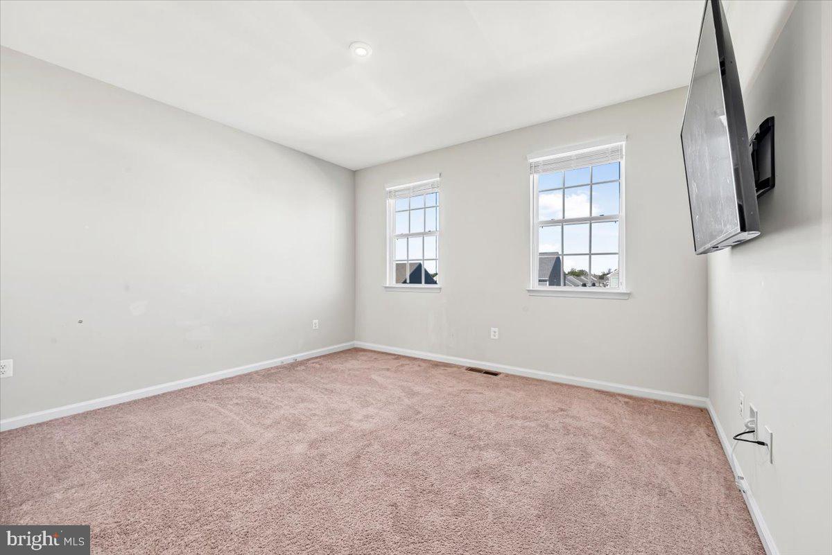 TALLYN RIDGE - Residential