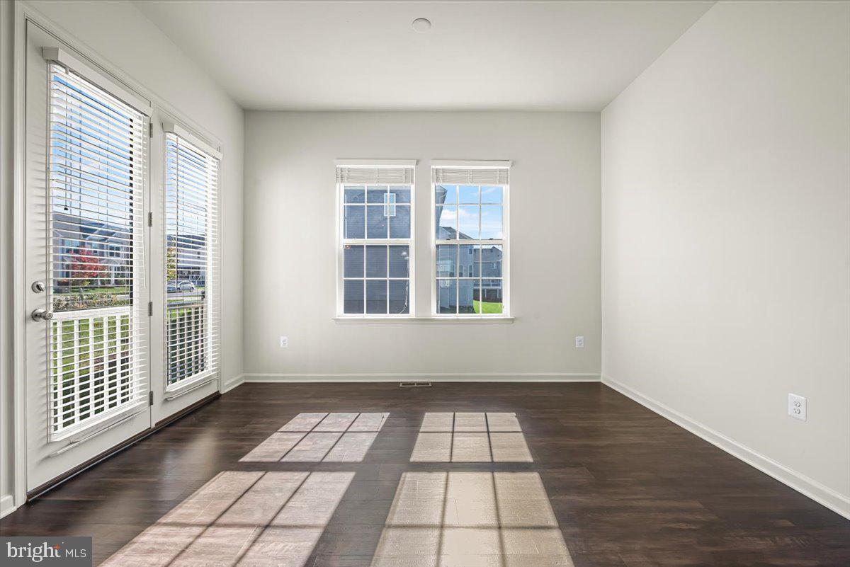 TALLYN RIDGE - Residential