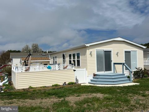 12205 E CANNONBALL DRIVE BERLIN MD 21811