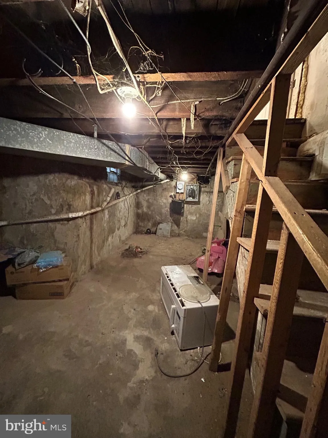 Philadelphia, Pennsylvania 19134, United States, 3 Bedrooms Bedrooms, ,1 BathroomBathrooms,Residential,Contingent,30253