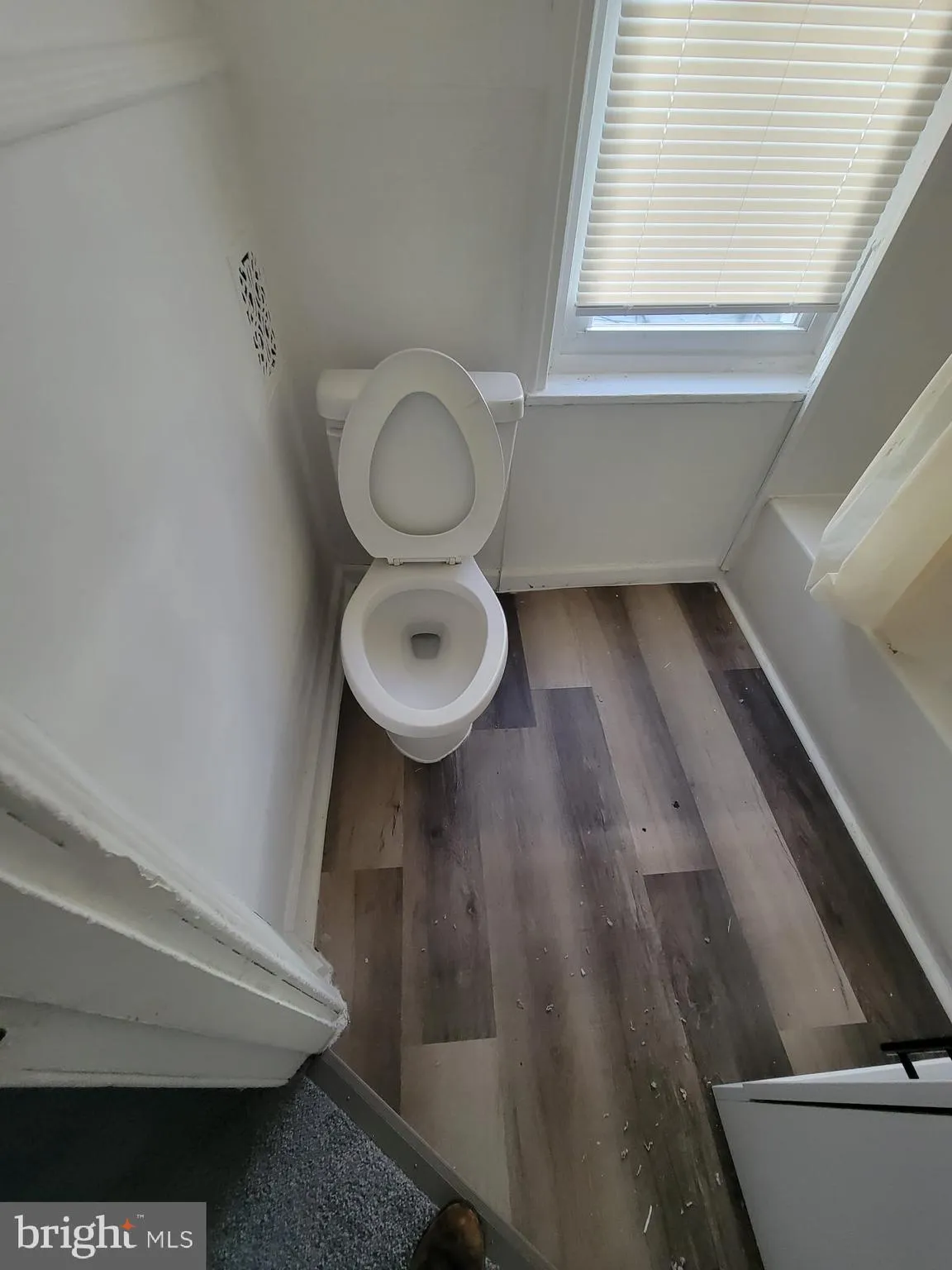 Philadelphia, Pennsylvania 19134, United States, 3 Bedrooms Bedrooms, ,1 BathroomBathrooms,Residential,Contingent,30253