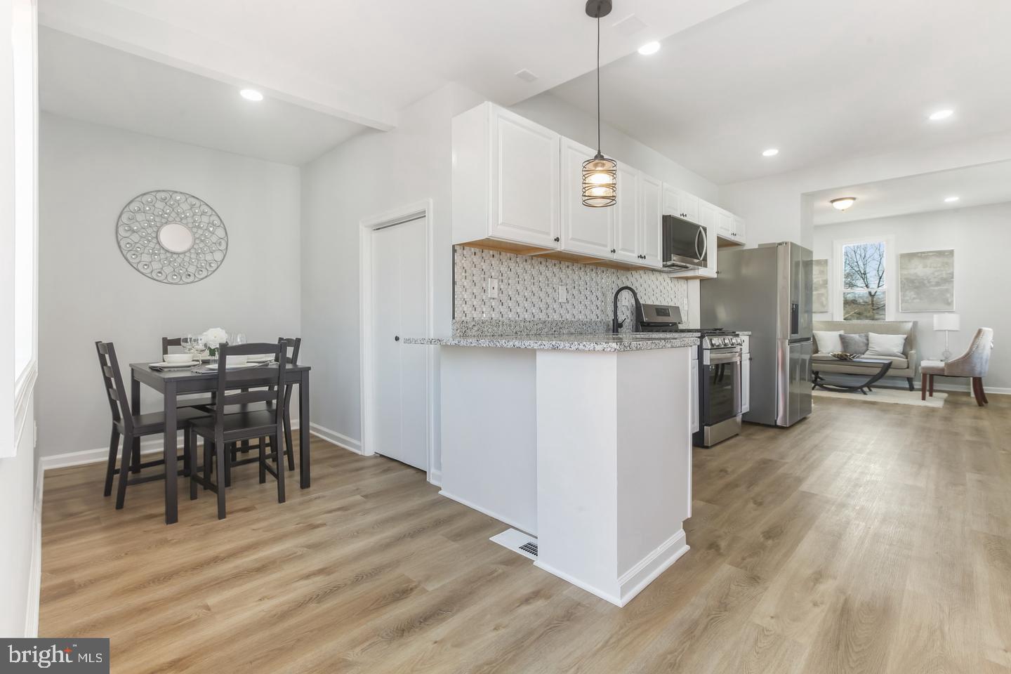 BRIGHTON - Residential