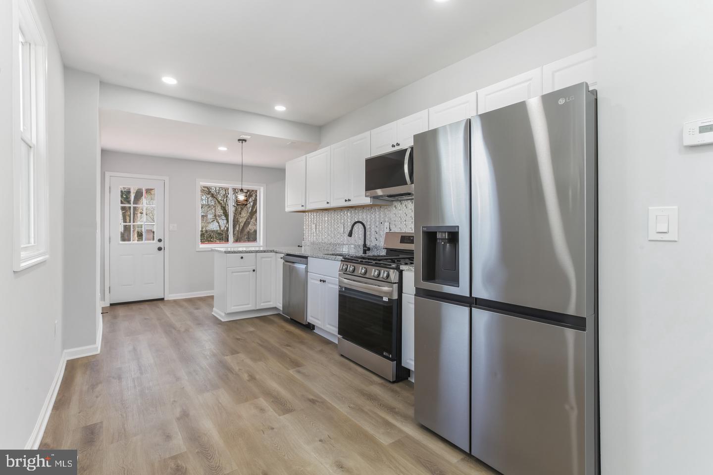 BRIGHTON - Residential