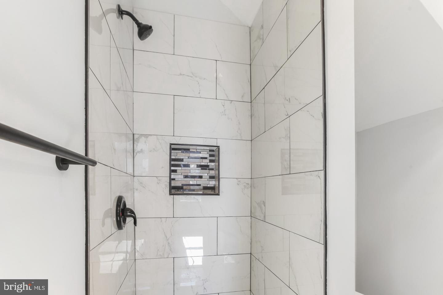 BRIGHTON - Residential