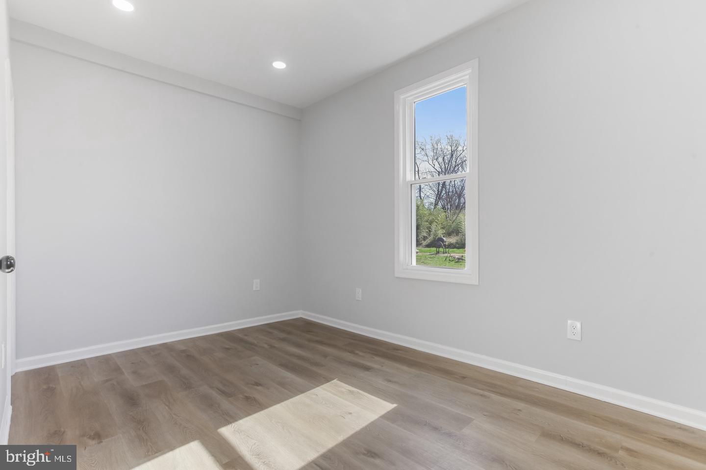 BRIGHTON - Residential