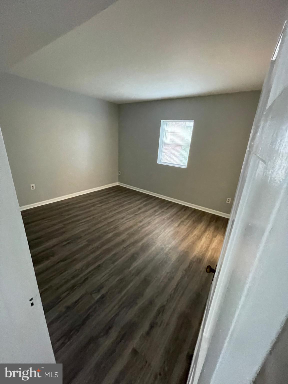 COLONIAL VILLAGE - Residential Lease